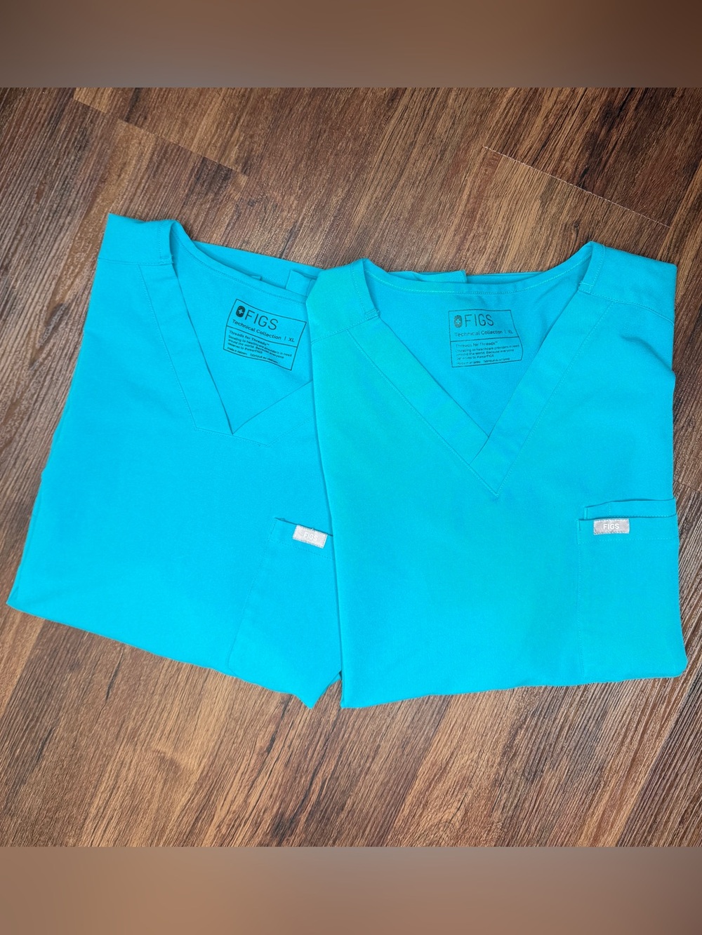 FIGS Chisec Scrub Tops XL Cyan Teal Lot of 2